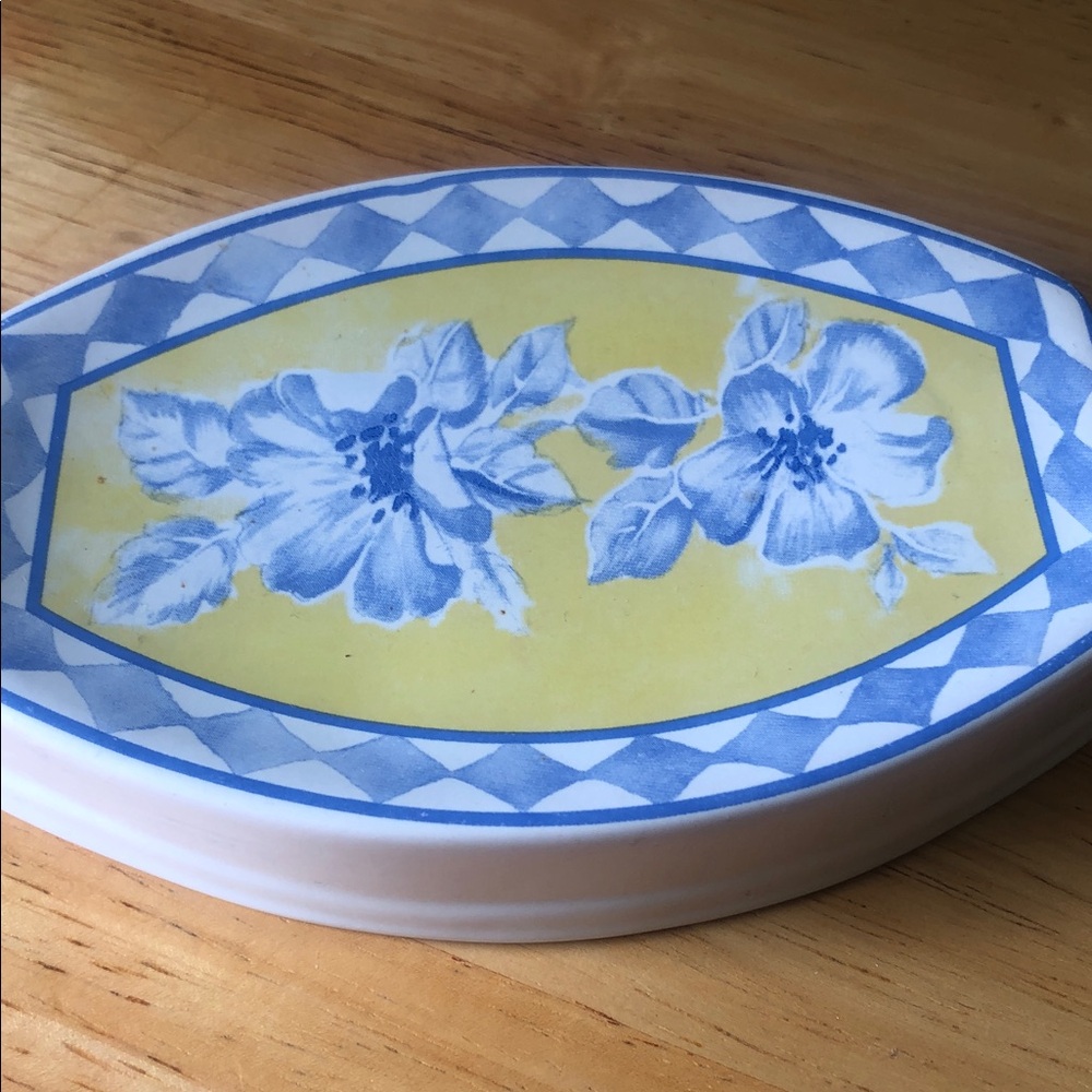 VTG rare Floral Oval Ceramic soup dish holder in Blue and Yellow